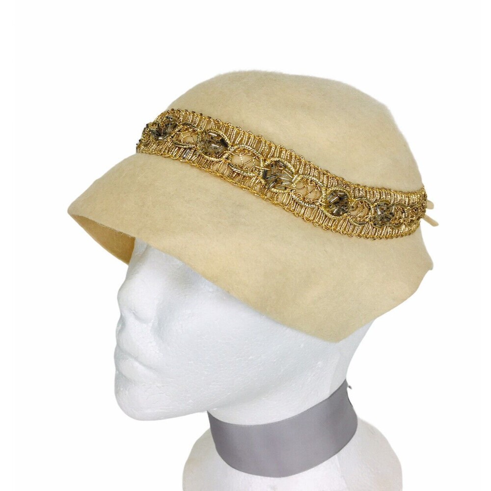 Vintage 40s Valerie Modes Wool Felt Embroidered Beaded Cloche Hat